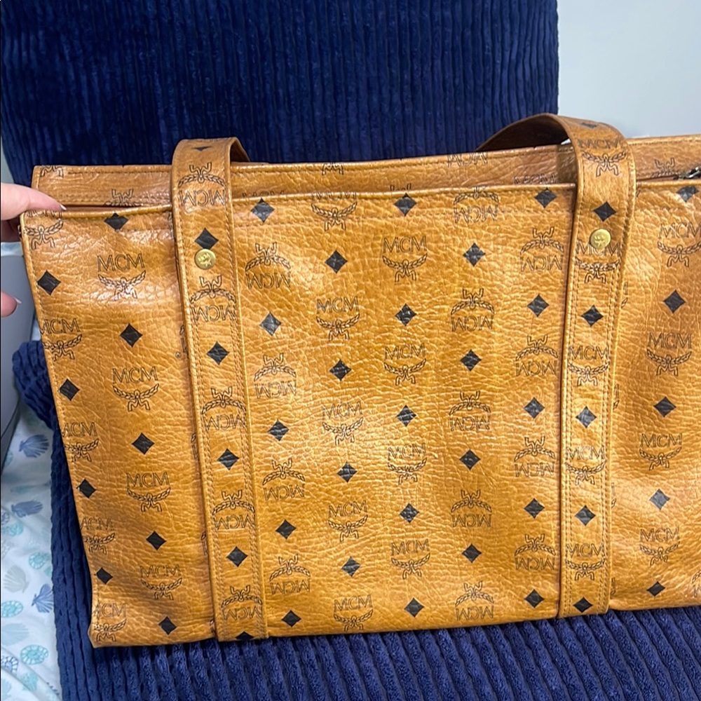MCM Brown Leather Tote Bag - Picture 14 of 15